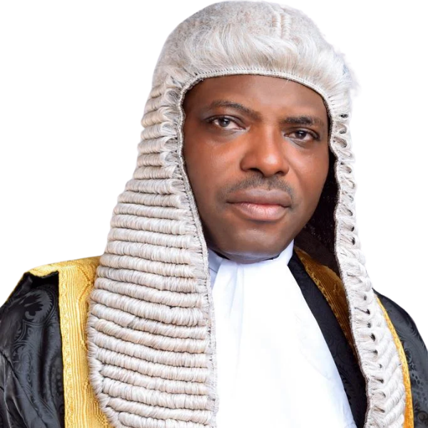 EFCC Hands Over Recovered ₦107m to Property Fraud Victim in Lagos